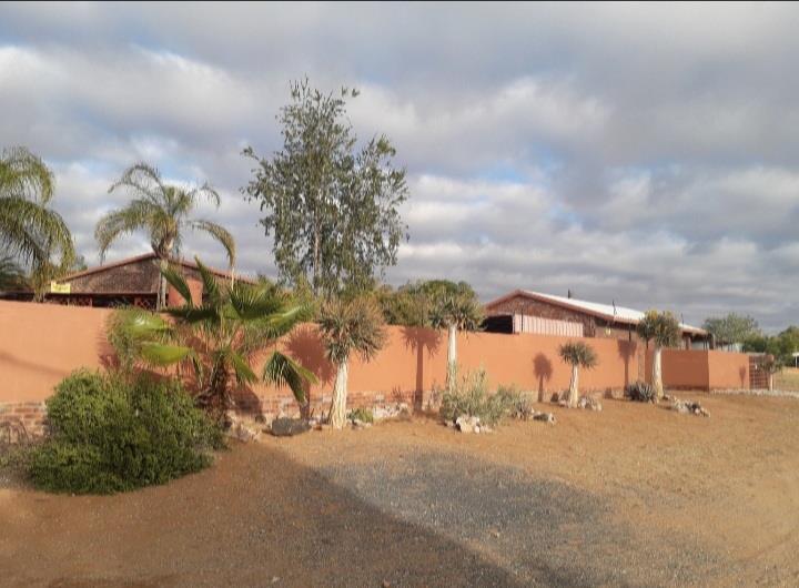 4 Bedroom Property for Sale in Kakamas Northern Cape